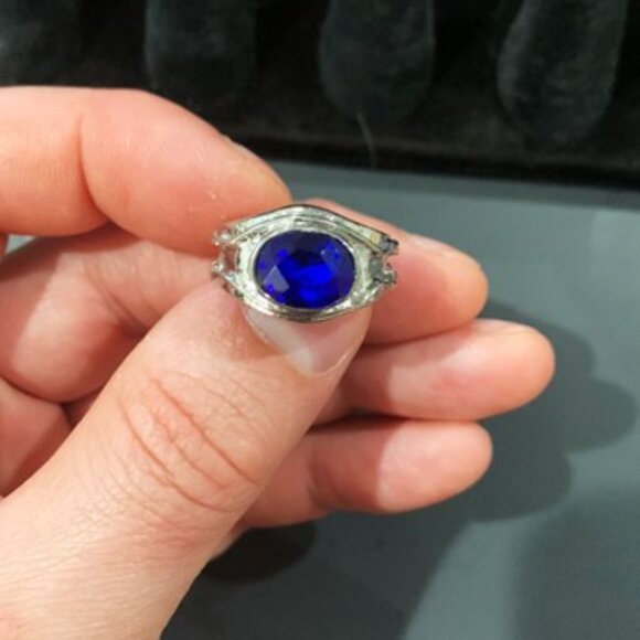 The Rings of Power: One Ring, Narya, Nenya, and Vilya — Forged From Shadows - Picture 9 of 14